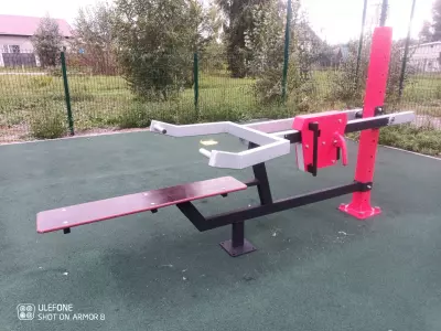 Жим лежа
